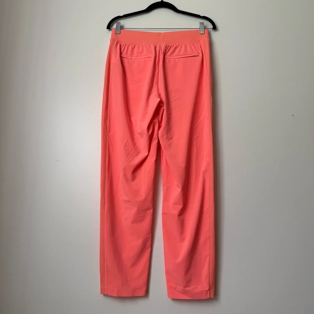 Athleta Brooklyn Ankle Pants in Peach Orange Sunset Glow, size 6